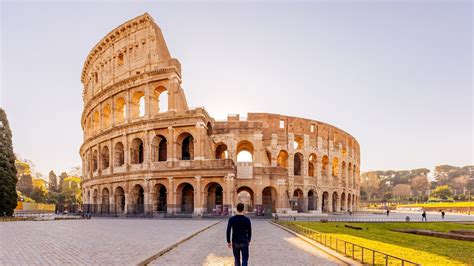 Western Roman Empire Buildings .